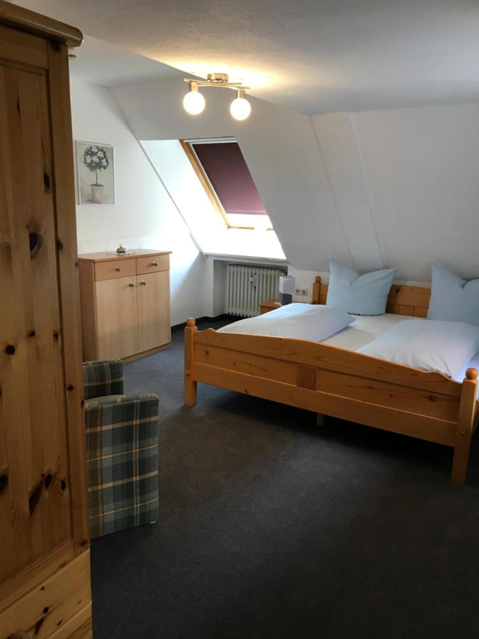 Hotel Guntia Boardinghouse Günzburg Екстериор снимка