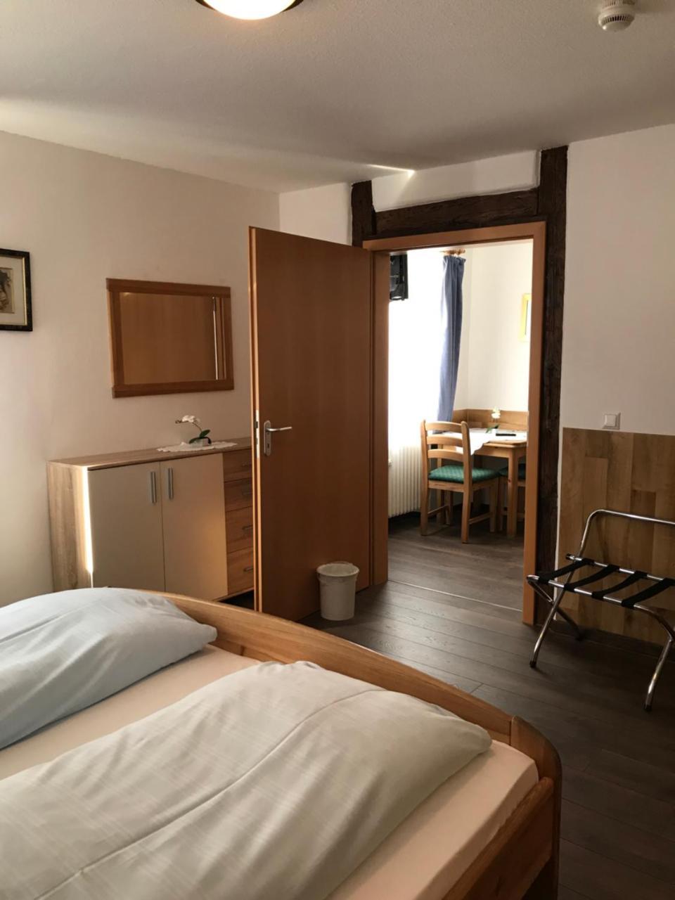 Hotel Guntia Boardinghouse Günzburg Екстериор снимка