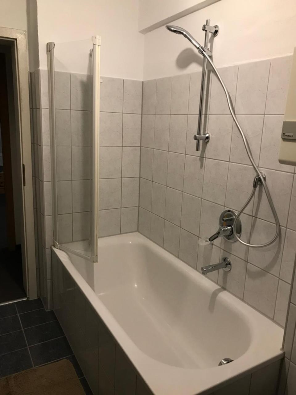 Hotel Guntia Boardinghouse Günzburg Екстериор снимка